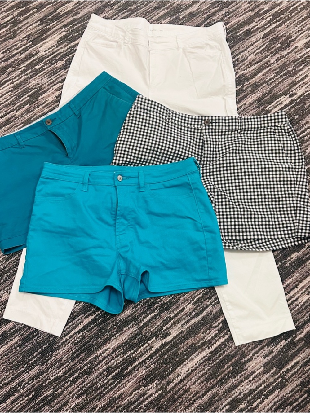 Old Navy Turquoise, teal,gingham shorts and white pants lot